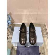 Prada flat shoes